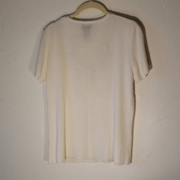 Studded white short sleeve sweater Size large. B70 - Picture 2 of 5